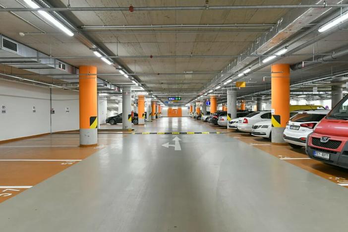 Pronájem kanceláře, Praha - Stodůlky, Siemensova, 2400 m2