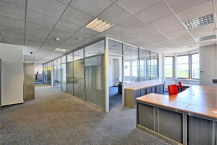 Pronájem kanceláře, Praha - Chodov, Hráského, 2800 m2