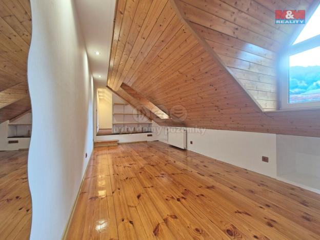 Pronájem bytu 2+kk, Jáchymov, náměstí Republiky, 56 m2