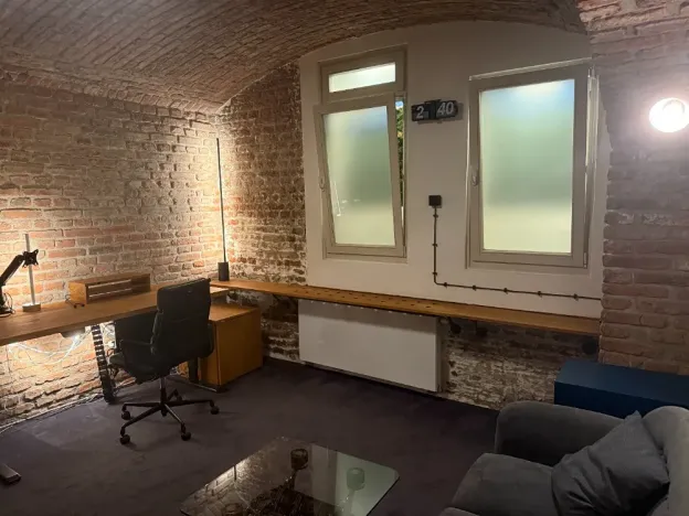 Prodej kanceláře, Praha - Holešovice, Pplk. Sochora, 98 m2