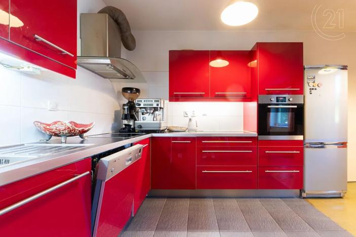 Prodej bytu 2+kk, Praha - Horní Měcholupy, Boloňská, 65 m2