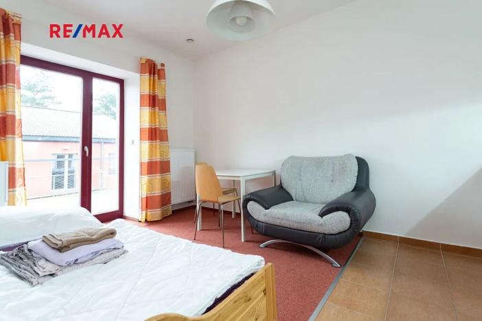 Pronájem kanceláře, Praha - Hodkovičky, Pod kopcem, 700 m2