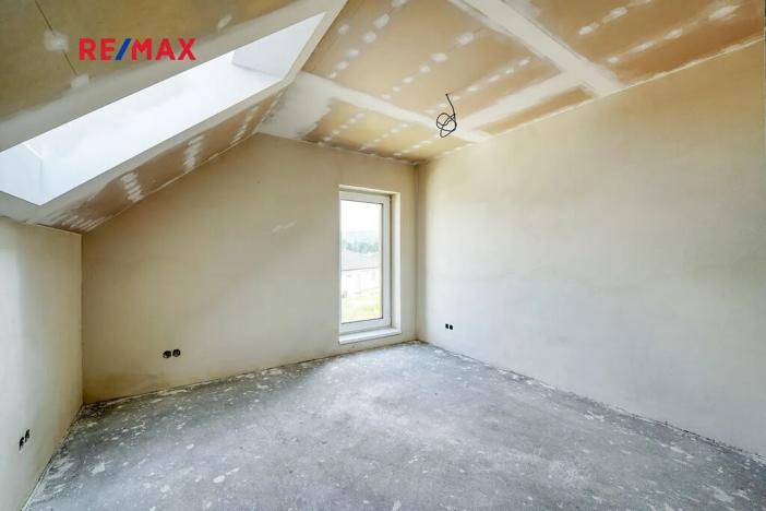 Prodej rodinného domu, Lužany, 153 m2