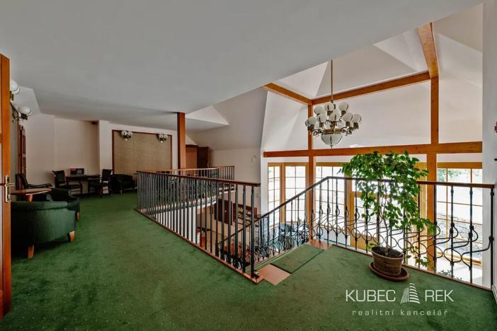 Prodej ubytování, Chotoviny, Táborská, 2200 m2