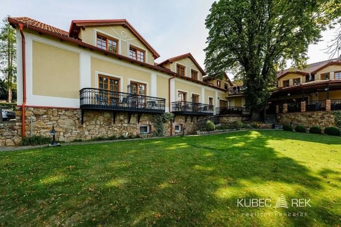 Prodej ubytování, Chotoviny, Táborská, 2200 m2