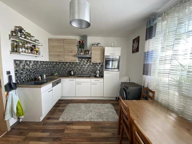 Prodej bytu 1+1, Praha - Vinoř, Českodubská, 45 m2