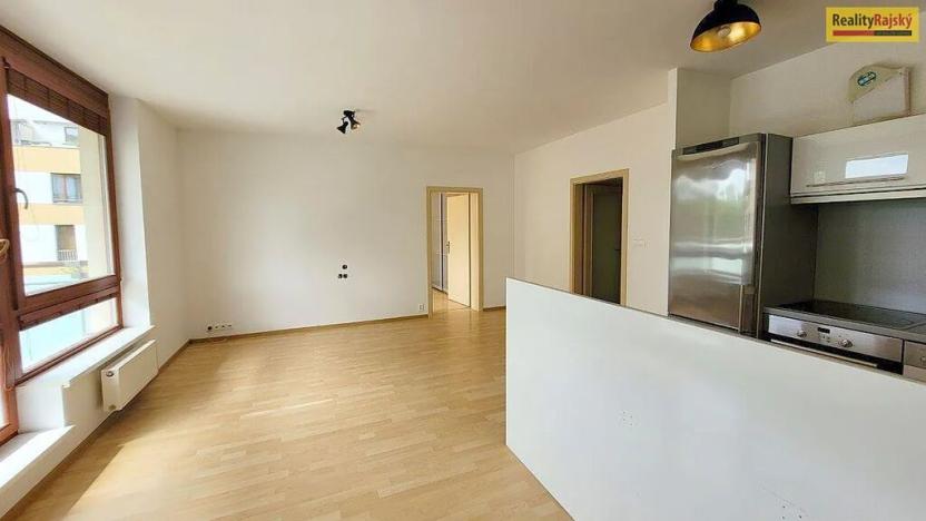 Pronájem bytu 2+kk, Praha - Štěrboholy, Laudonova, 53 m2