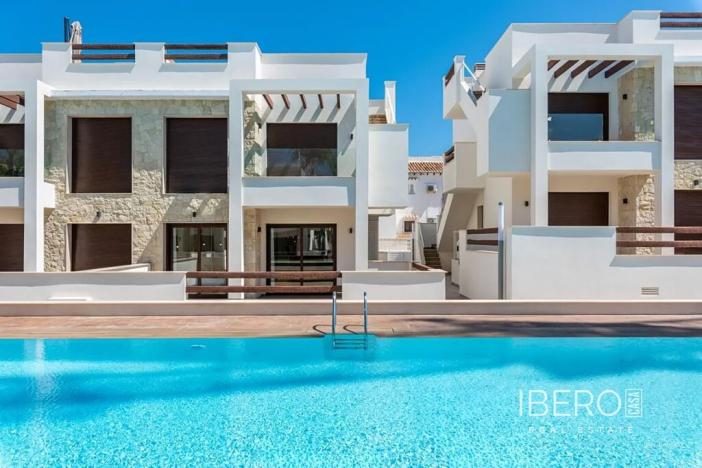 Prodej bytu 3+kk, Torrevieja, Španělsko, 62 m2