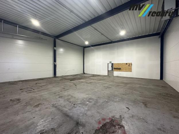 Pronájem skladu, Chlumec nad Cidlinou, 9. května, 414 m2