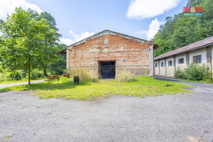 Prodej komerční nemovitosti, Janská, 435 m2