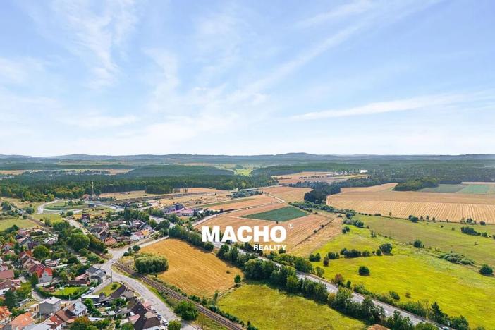 Prodej komerčního pozemku, Tábor, 37000 m2