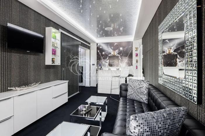 Prodej obchodního prostoru, Zeleneč, Jitrocelová, 150 m2