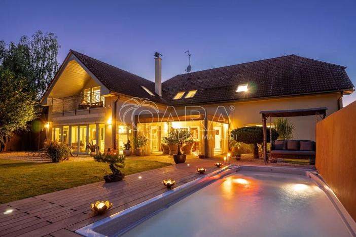 Prodej vily, Zeleneč, Štefánikova, 540 m2