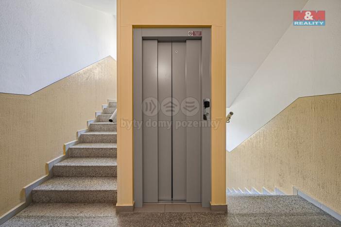 Prodej bytu 3+1, Jindřichův Hradec - Jindřichův Hradec III, sídliště Vajgar, 78 m2