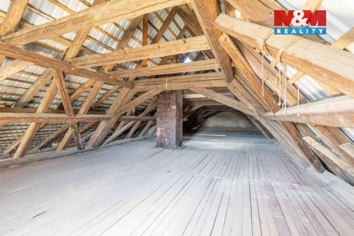 Prodej rodinného domu, Brniště, 1266 m2