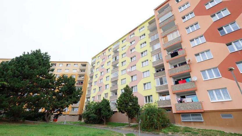 Pronájem bytu 1+1, Chomutov, Kamenná, 35 m2