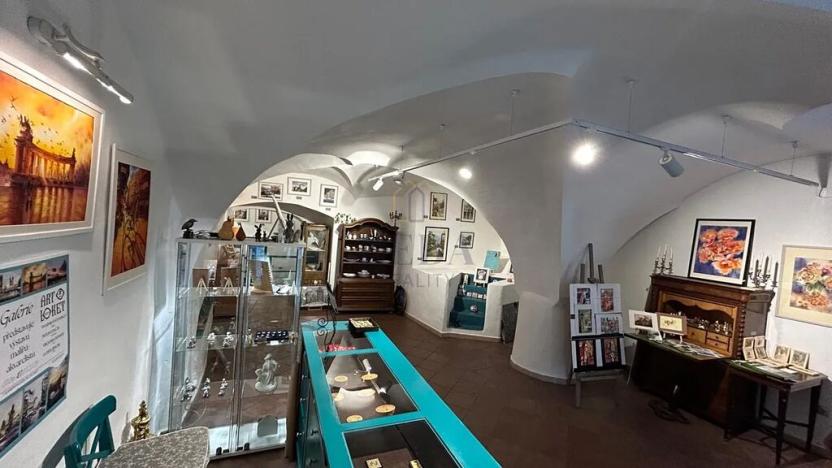 Prodej obchodního prostoru, Loket, T. G. Masaryka, 141 m2