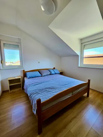 Prodej bytu 3+1, Vrsi, Chorvatsko, 72 m2