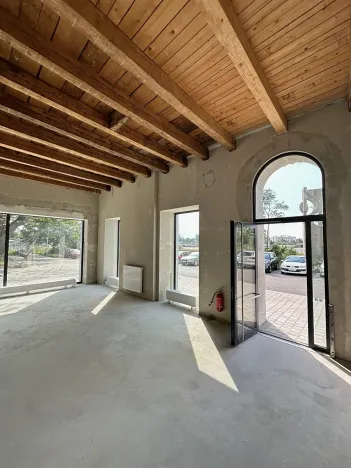Prodej obchodního prostoru, Brno, Opuštěná, 99 m2