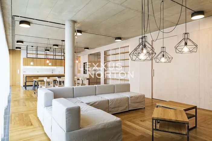 Pronájem atypického bytu, Praha - Bubeneč, Ronalda Reagana, 198 m2