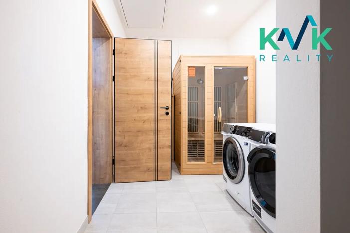 Prodej rodinného domu, Hájek, 228 m2