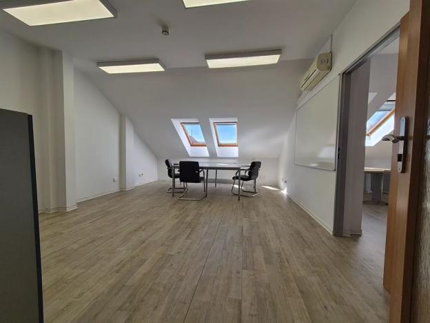 Pronájem kanceláře, Praha - Žižkov, Žerotínova, 48 m2