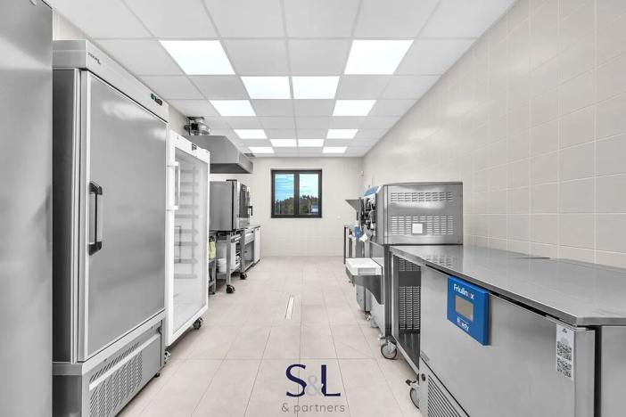 Prodej obchodního prostoru, Doksy, 88 m2