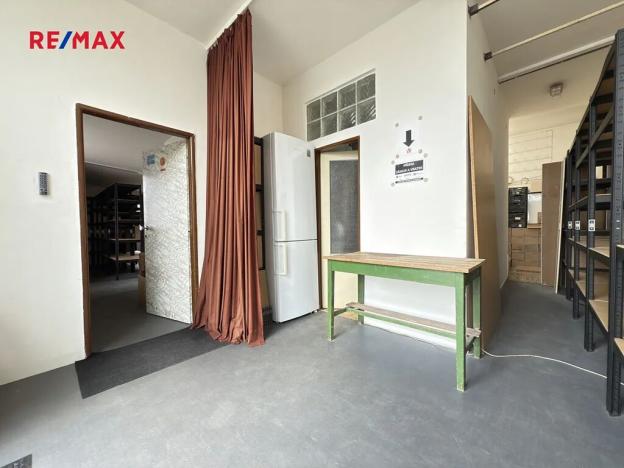 Pronájem obchodního prostoru, Horní Bříza, Sídlištní, 145 m2