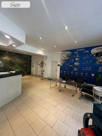 Pronájem kanceláře, Blansko, Gellhornova, 541 m2