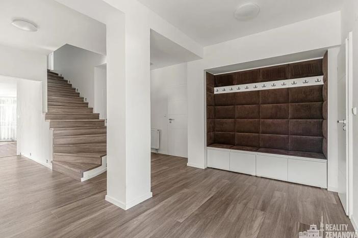 Prodej rodinného domu, Mnichovice, Skuhrovecká, 591 m2