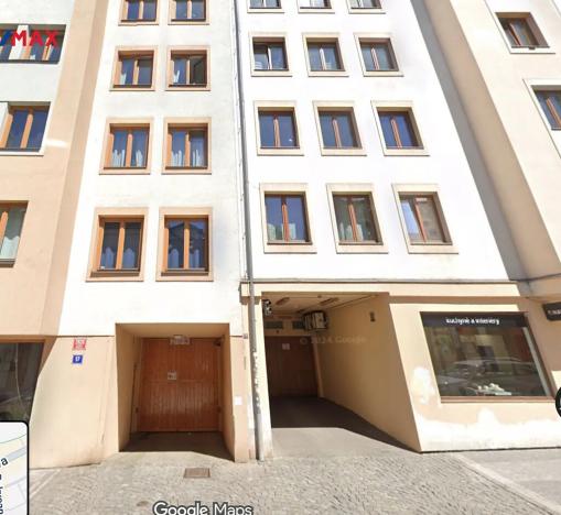 Pronájem garážového stání, Praha - Žižkov, Husitská, 13 m2
