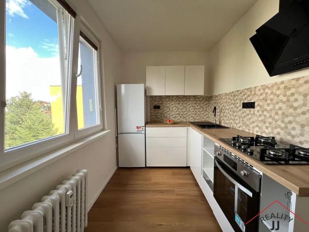 Pronájem bytu 2+1, Praha - Malešice, Bydžovského, 57 m2