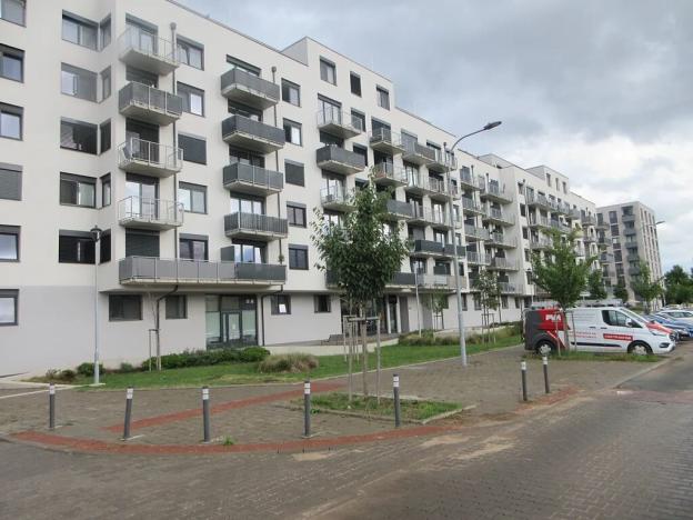 Pronájem garážového stání, Brno, Střední, 14 m2