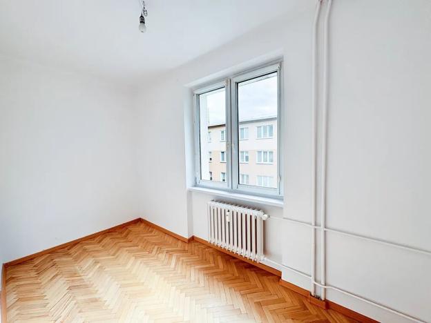 Prodej bytu 3+1, Ostrava, náměstí Družby, 69 m2