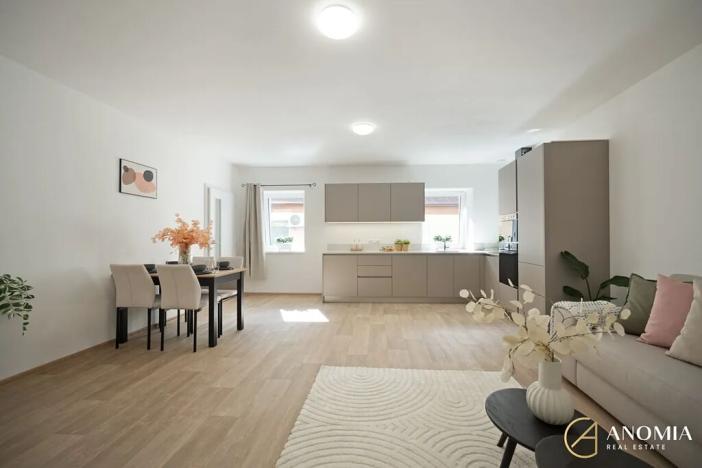 Prodej bytu 3+kk, Trhová Kamenice, Raisovo náměstí, 89 m2