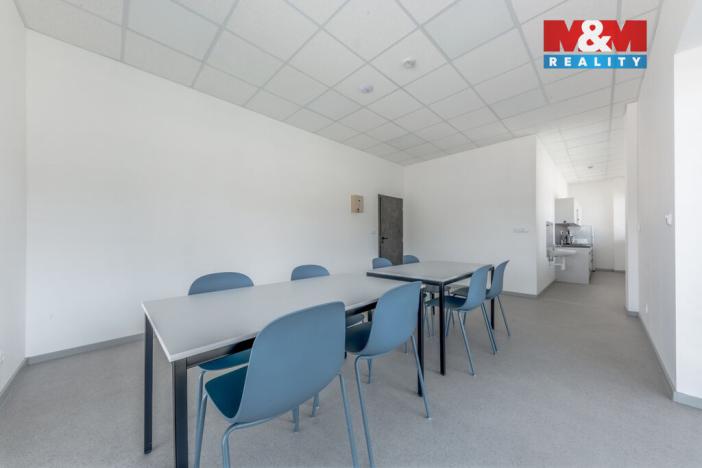 Pronájem kanceláře, Lomnice nad Popelkou, Josefa Kábrta, 72 m2