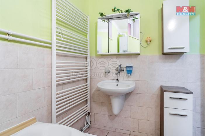 Prodej činžovního domu, Mimoň, nám. 1. máje, 120 m2