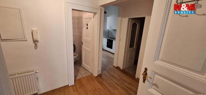 Pronájem kanceláře, Praha, Na bělidle, 55 m2