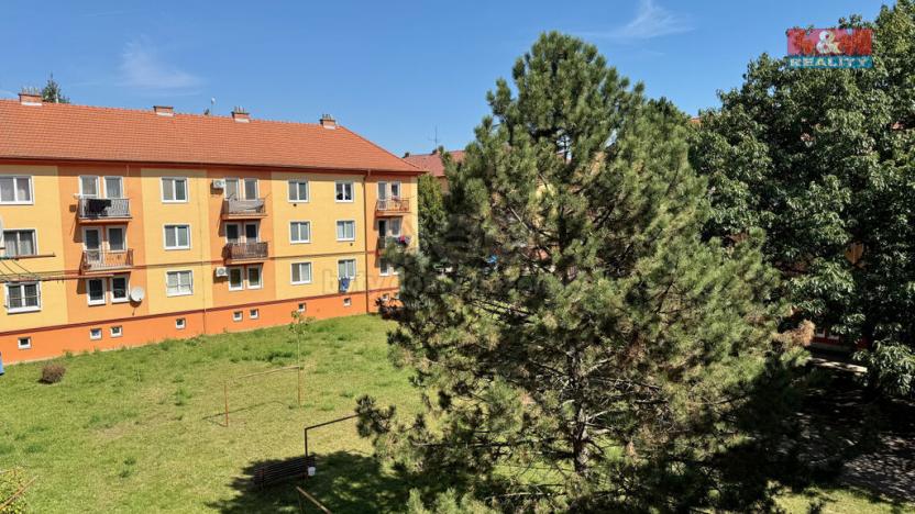 Prodej bytu 3+1, Dubňany, Nám. 15.dubna, 62 m2