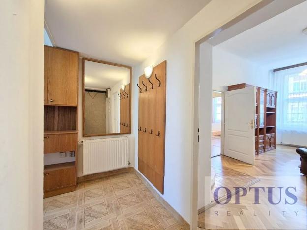 Pronájem bytu 2+1, Praha - Hradčany, Na valech, 78 m2