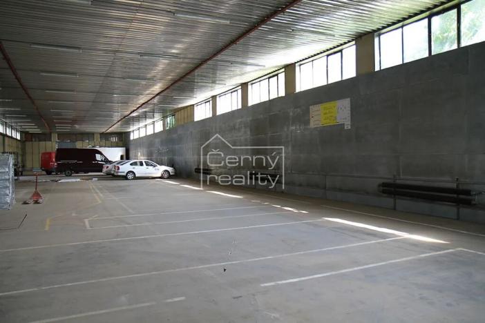 Pronájem skladu, Pardubice, Fáblovka, 1200 m2