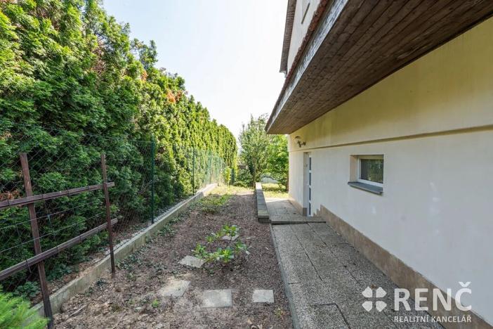 Prodej rodinného domu, Podolí, 216 m2