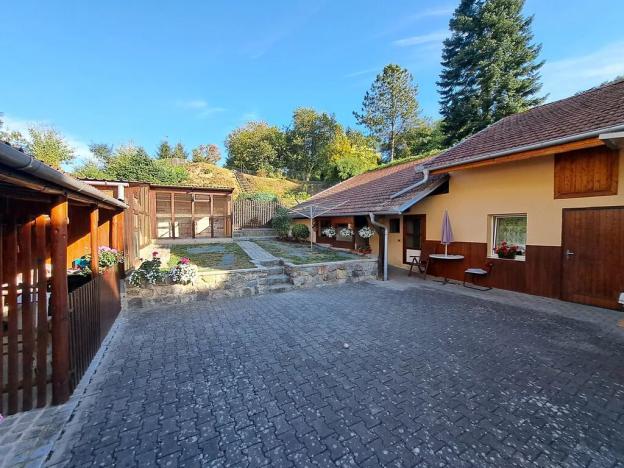 Prodej rodinného domu, Závist, 268 m2