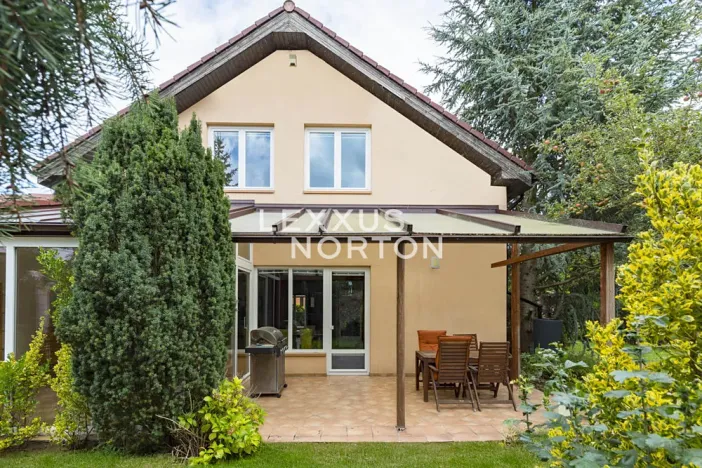 Pronájem rodinného domu, Statenice, Keltská, 280 m2