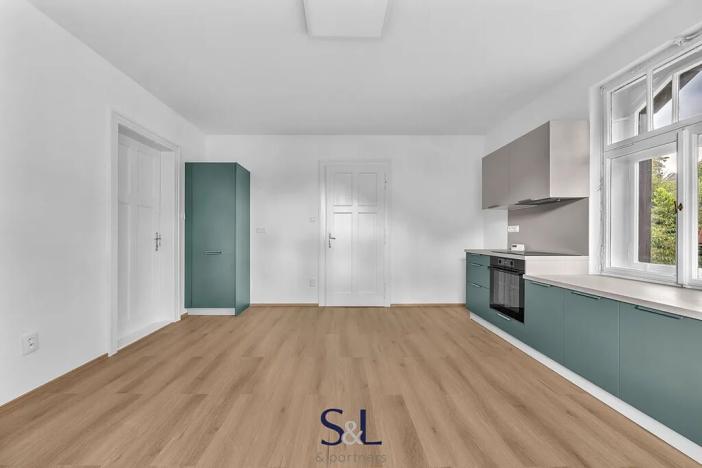 Pronájem bytu 3+1, Liberec, Zborovská, 131 m2