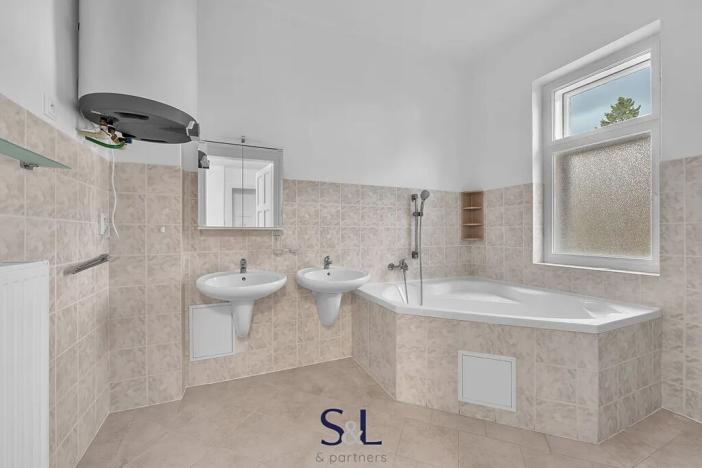 Pronájem bytu 3+1, Liberec, Zborovská, 131 m2