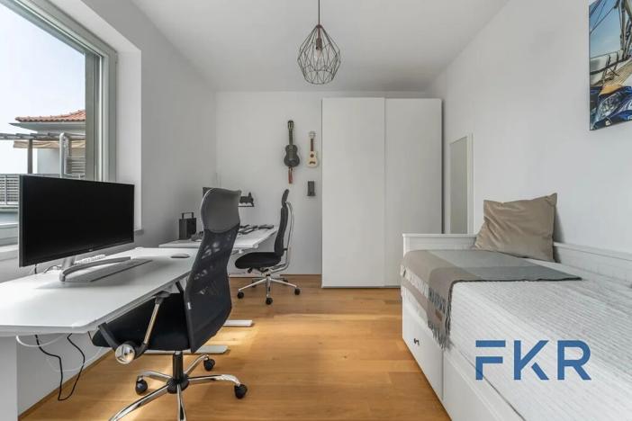 Prodej bytu 4+kk, Praha - Libeň, Zenklova, 97 m2