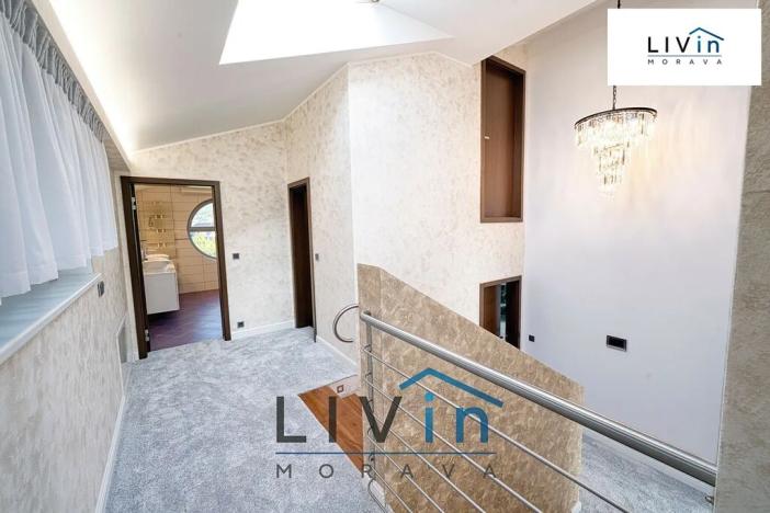 Prodej rodinného domu, Šternberk, Vinný vrch, 300 m2