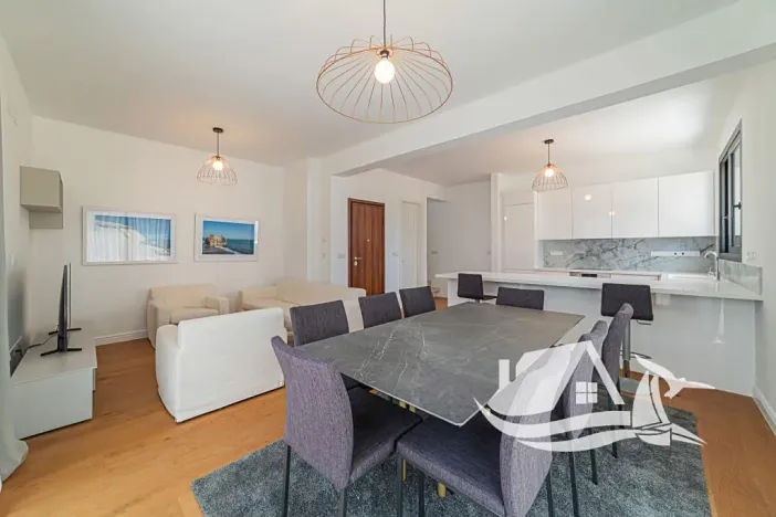 Prodej bytu 3+kk, Lemesos, Kypr, 89 m2