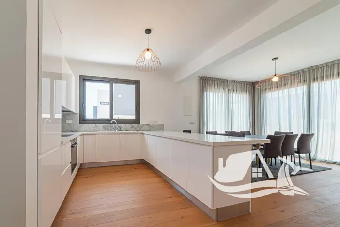 Prodej bytu 2+kk, Lemesos, Kypr, 57 m2